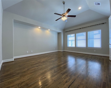 2711 Cohn Arbor Lane - Photo Thumbnail 25