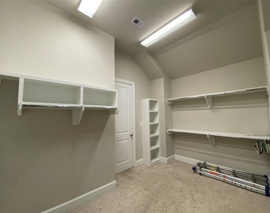 2711 Cohn Arbor Lane - Photo Thumbnail 31