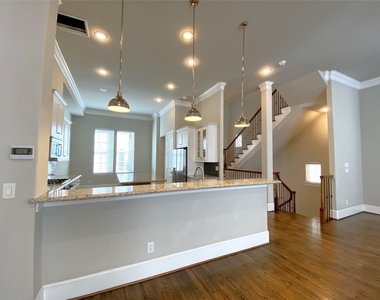2711 Cohn Arbor Lane - Photo Thumbnail 15