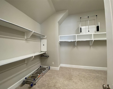 2711 Cohn Arbor Lane - Photo Thumbnail 29