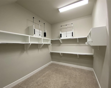 2711 Cohn Arbor Lane - Photo Thumbnail 30