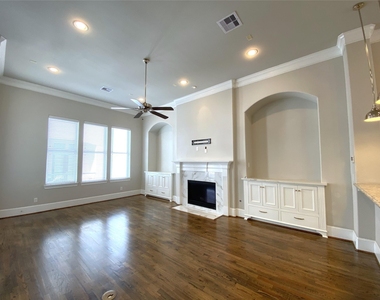2711 Cohn Arbor Lane - Photo Thumbnail 11