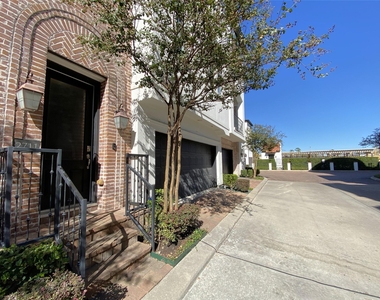 2711 Cohn Arbor Lane - Photo Thumbnail 38