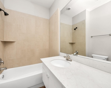 1112 Columbus Street - Photo Thumbnail 9