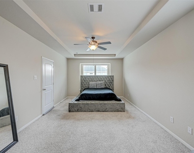 9526 Bonbrook Bend Lane - Photo Thumbnail 15