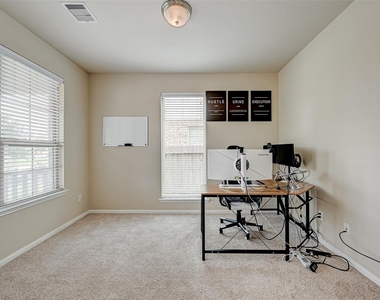 9526 Bonbrook Bend Lane - Photo Thumbnail 20
