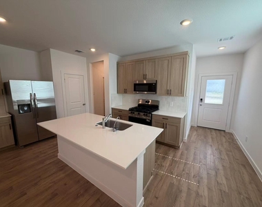 2150 Olivos St - Photo Thumbnail 6