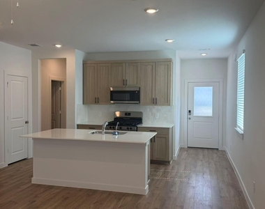 2150 Olivos St - Photo Thumbnail 2