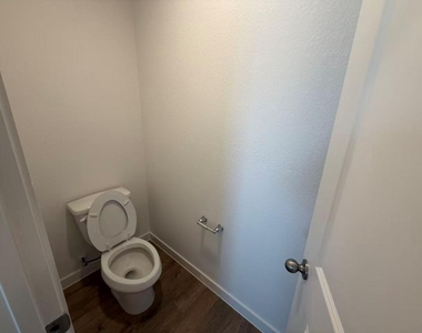 2150 Olivos St - Photo Thumbnail 15