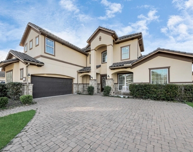 3711 Meandering Spring Drive - Photo Thumbnail 5