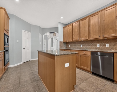 405 Wickford Court - Photo Thumbnail 20
