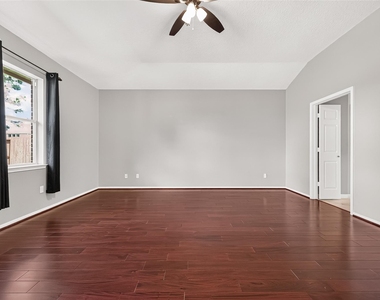 405 Wickford Court - Photo Thumbnail 35