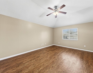 8302 Hardy Elm Street - Photo Thumbnail 6