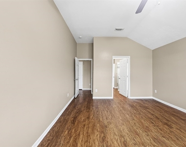 8302 Hardy Elm Street - Photo Thumbnail 7