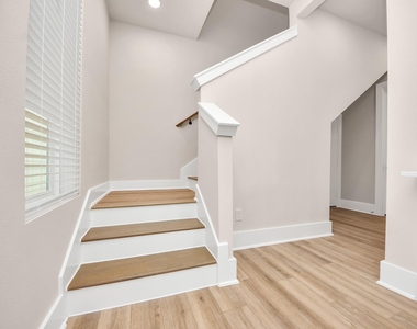 5315 Jesselton Lane - Photo Thumbnail 15
