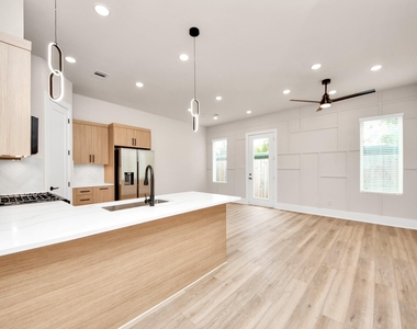 5315 Jesselton Lane - Photo Thumbnail 1