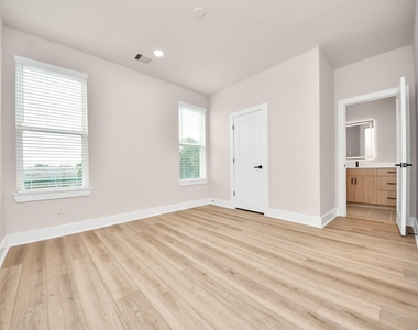 5315 Jesselton Lane - Photo Thumbnail 21