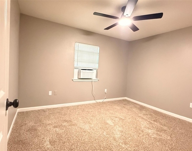 2619 Canfield Street - Photo Thumbnail 2