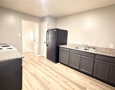 2619 Canfield Street - Photo Thumbnail 8