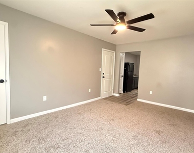 2619 Canfield Street - Photo Thumbnail 5