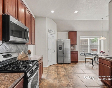 1330 Yucca Mountain Dr - Photo Thumbnail 17