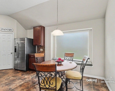 1330 Yucca Mountain Dr - Photo Thumbnail 11