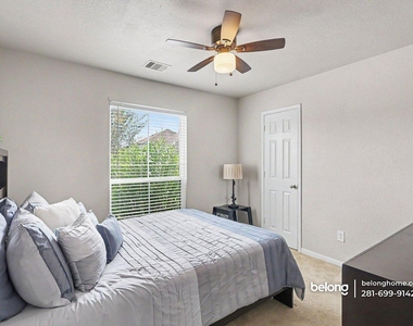 1330 Yucca Mountain Dr - Photo Thumbnail 14