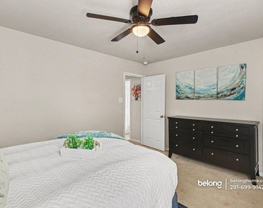1330 Yucca Mountain Dr - Photo Thumbnail 19