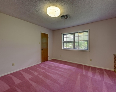915 Farmers Road - Photo Thumbnail 20
