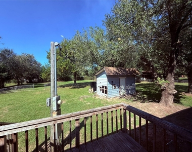 30407 Greenwood Street - Photo Thumbnail 6
