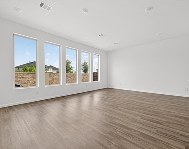5607 Foggy Vine Court - Photo Thumbnail 10