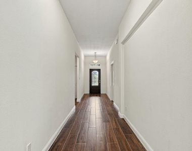 19049 Villa Lane - Photo Thumbnail 5