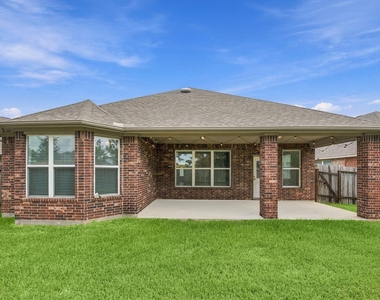 19049 Villa Lane - Photo Thumbnail 26