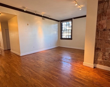 621 21st Street - Photo Thumbnail 9