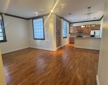 621 21st Street - Photo Thumbnail 11