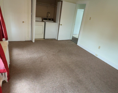 105 Johnson Street - Photo Thumbnail 8