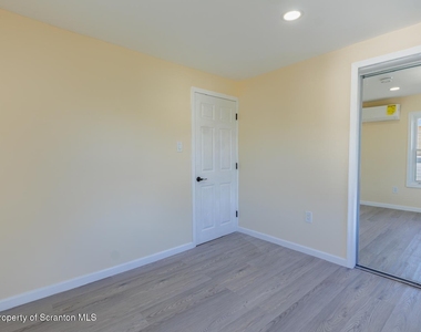 338 E Main Street - Photo Thumbnail 15