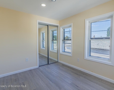 338 E Main Street - Photo Thumbnail 16