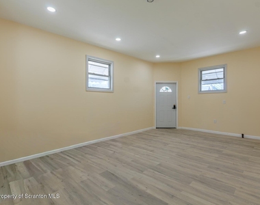 338 E Main Street - Photo Thumbnail 4