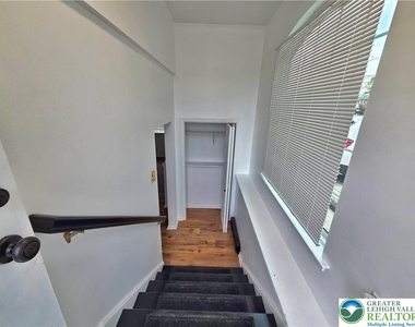1166 Fullerton Avenue - Photo Thumbnail 2