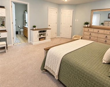 1105 King Way - Photo Thumbnail 19