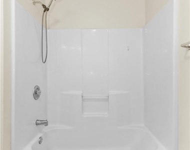 475 Celandine Drive - Photo Thumbnail 28