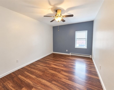 31 Broadway - Photo Thumbnail 7
