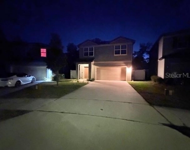 1084 Cades Cove Way - Photo Thumbnail 4