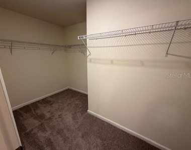 1084 Cades Cove Way - Photo Thumbnail 16