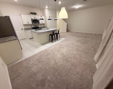 1084 Cades Cove Way - Photo Thumbnail 7