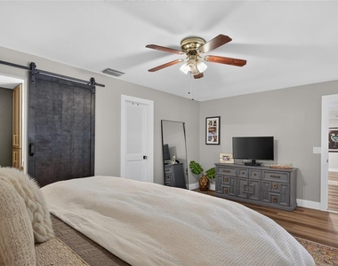 7312 S Fitzgerald Street - Photo Thumbnail 30