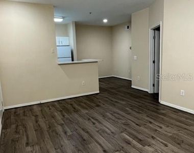 1810 E Palm Avenue - Photo Thumbnail 5