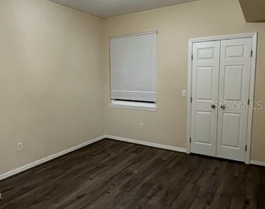 1810 E Palm Avenue - Photo Thumbnail 6