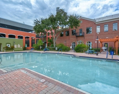1810 E Palm Avenue - Photo Thumbnail 23